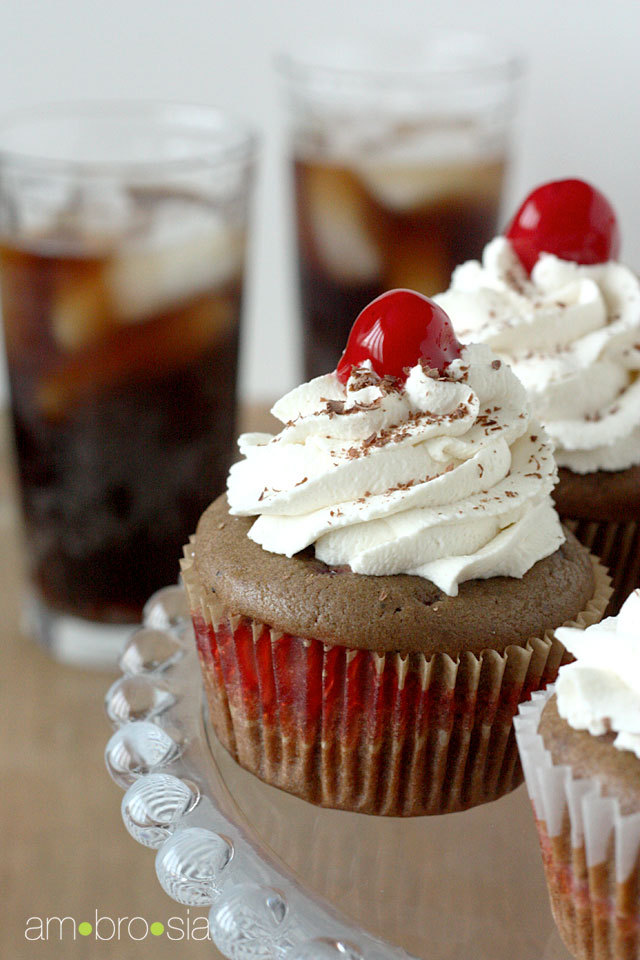 Recipe: Cherry Coke Float Cupcakes