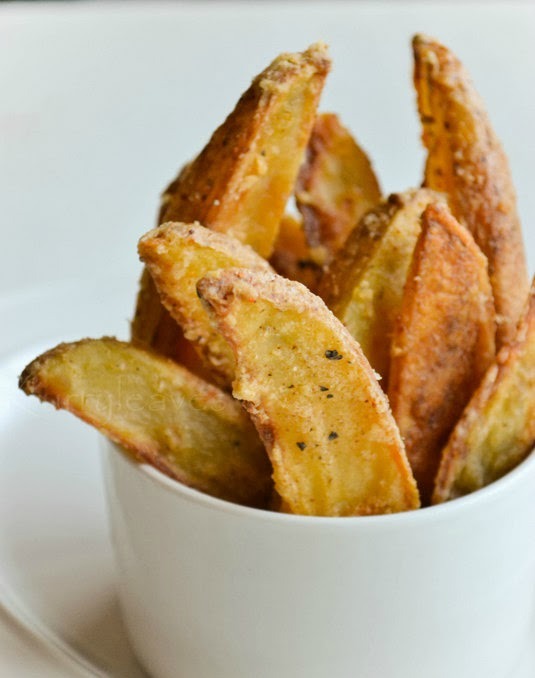 Baked Garlic Potato Wedges Recipe