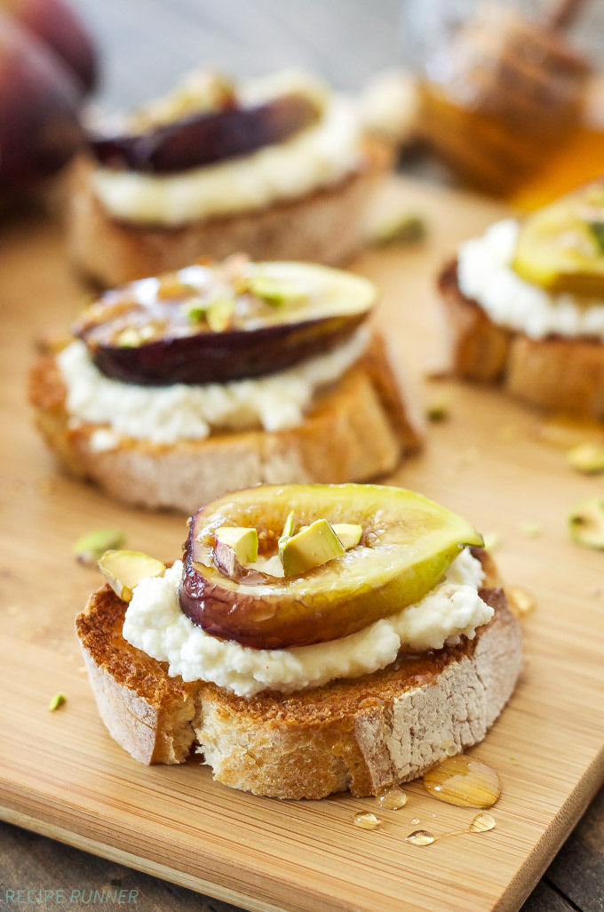 Caramelized Fig and Ricotta CrostiniReally nice recipes. Every hour.Show me what you cooked!